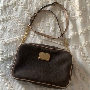 Michael Kors Crossbody